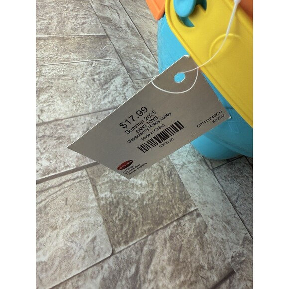 9-PCS Bucket Playset, Pack Up & Carry, Outdoor Play, Water Beach, Kids, Toddler - Picture 5 of 5